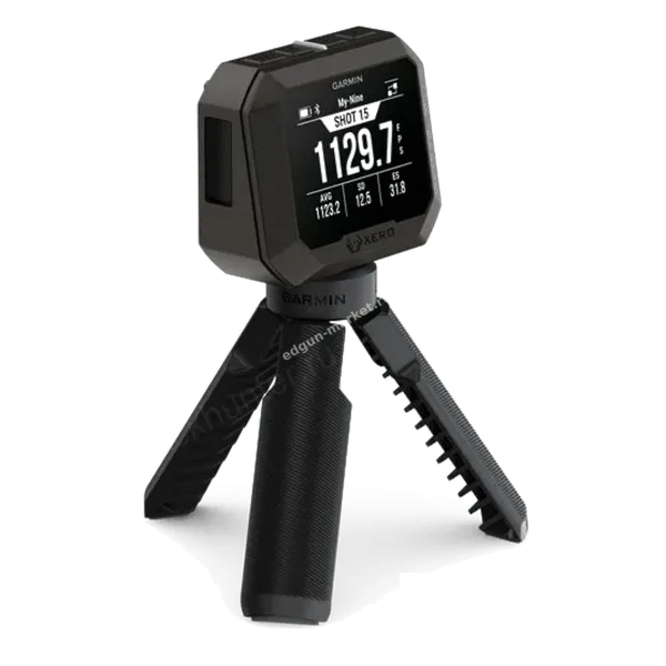 Вид с надетой крышкой объектива: хронограф Garmin Xero C2