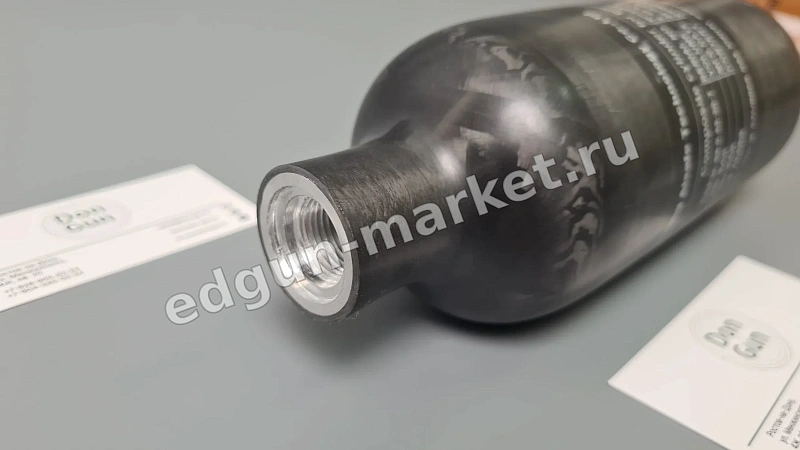 Колба Alsafe 0,48 л Compact лёжа, рядом визитка для масштаба
