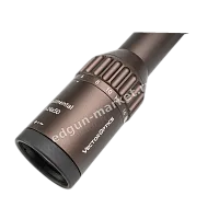 Маркировка Continental 4-24x50 на корпусе Coyote FDE вблизи